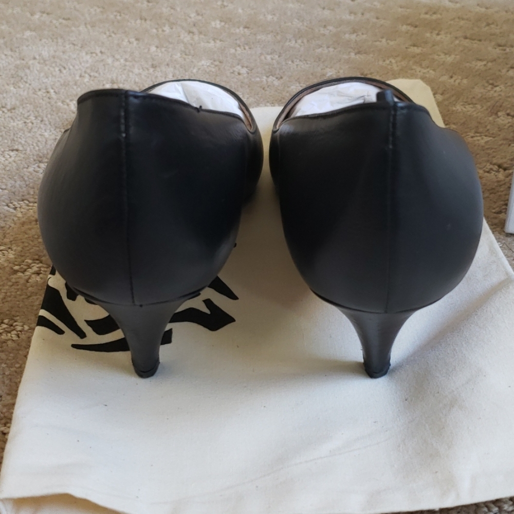 Isabel Marant Paloma Leather Pumps - Picture 4 of 8